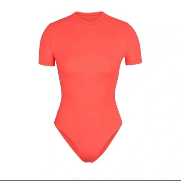 SKIMS Tops - SKIMS Bodysuit
